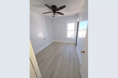 850 County St #3, New Bedford, MA 02721 - Photo 8