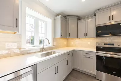 54 Baltic St #54, Attleboro, MA 02703 - Photo 6
