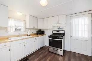 3040 Cranbery Hwy, Wareham, MA 02538 - Photo 10