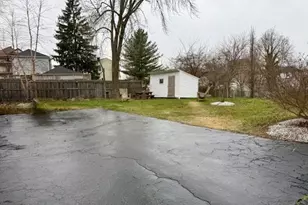 609 King Philip St, Fall River, MA 02724 - Photo 6