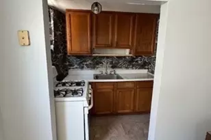 129 County St, Fall River, MA 02723 - Photo 8