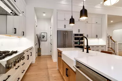 16 Barnes Blvd #16, Hudson, MA 01749 - Photo 8