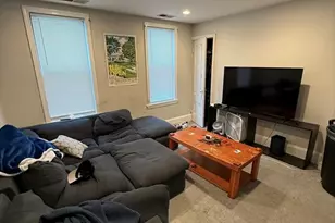 190 L St, Boston, MA 02127 - Photo 4