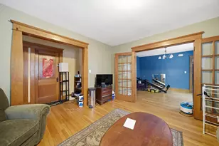 571-573 Carew St, Springfield, MA 01104 - Photo 8