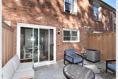 15 Yorktown Dr #15, Springfield, MA 01106 - Photo 6