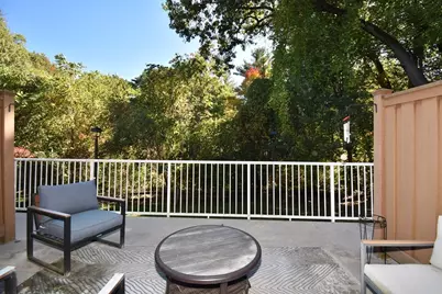 15 Yorktown Dr #15, Springfield, MA 01106 - Photo 4