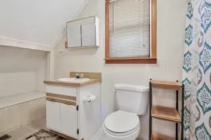 11 Warwick St, Lowell, MA 01851 - Photo 16