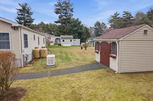 8 Heather Ln, Carver, MA 02330 - Photo 20
