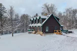 593 Woodmere Rd, Becket, MA 01223 - Photo 2