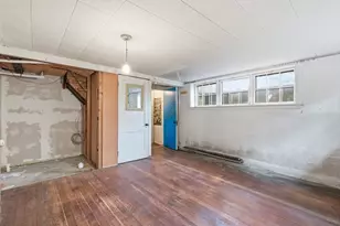 12 Gray Gardens W, Cambridge, MA 02138 - Photo 18