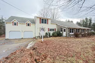 576 Reservoir St, Holden, MA 01520 - Photo 1