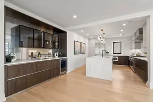 116 Thorndike St, Brookline, MA 02446 - Photo 12