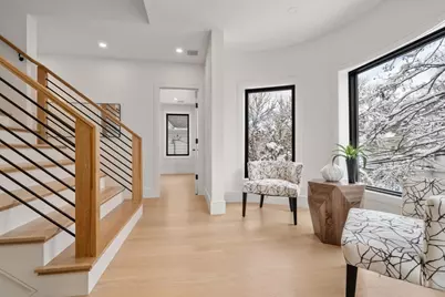 116 Thorndike St #2, Brookline, MA 02446 - Photo 2