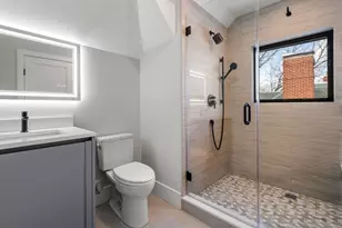 116 Thorndike St, Brookline, MA 02446 - Photo 20