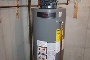 118 Smith St, Lowell, MA 01851 - Photo 26