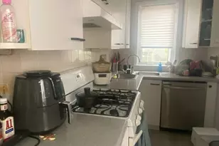 71 Sycamore St, Fairhaven, MA 02719 - Photo 18