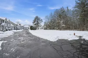 5 Olde Plns Holw, South Hadley, MA 01075 - Photo 38