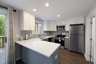 128 Heritage Dr, Tewksbury, MA 01876 - Photo 4
