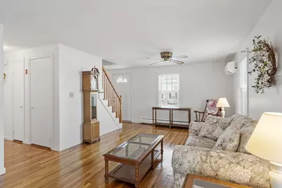 18 Frank St, Chelmsford, MA 01863 - Photo 6