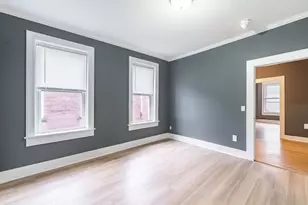 173 Elm St, Holyoke, MA 01040 - Photo 4