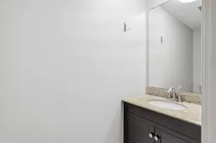 153 Porter Lake Dr, Springfield, MA 01106 - Photo 12