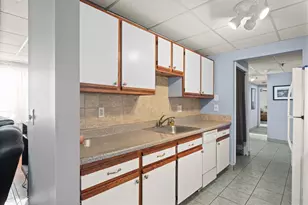 111 Foster St, Peabody, MA 01960 - Photo 14