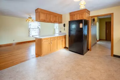 128 Ann St, Chicopee, MA 01020 - Photo 6