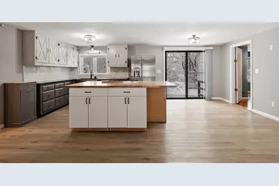 7 Lindsay Rd, Billerica, MA 01821 - Photo 8