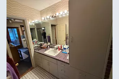 719 Main St, Clinton, MA 01510 - Photo 12