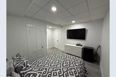 719 Main St, Clinton, MA 01510 - Photo 4