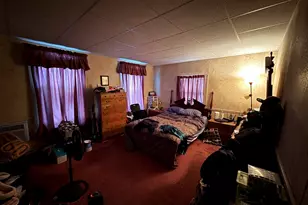 719 Main St, Clinton, MA 01510 - Photo 18