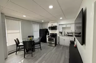 719 Main St, Clinton, MA 01510 - Photo 2