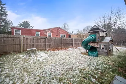 5 Debbie Rd, Brockton, MA 02302 - Photo 8