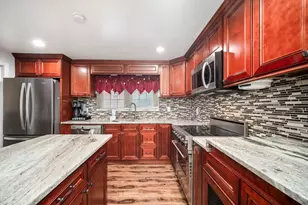 5 Debbie Rd, Brockton, MA 02302 - Photo 16