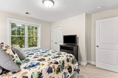 140 N Walker St #511, Taunton, MA 02780 - Photo 16