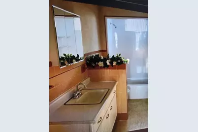 586 South Almond #2, Fall River, MA 02724 - Photo 14