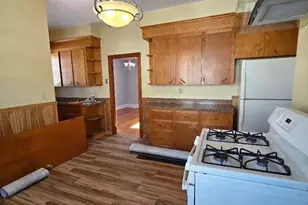 586 South Almond, Fall River, MA 02724 - Photo 2