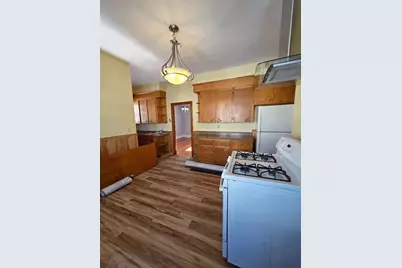 584 South Almond #2, Fall River, MA 02724 - Photo 2