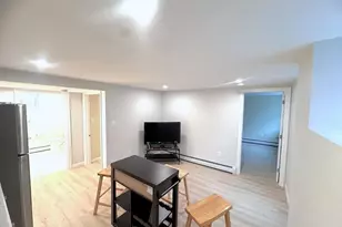 39 Cottage St, Stoneham, MA 02180 - Photo 10