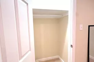 39 Cottage St, Stoneham, MA 02180 - Photo 14