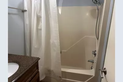 810 Lawrence St #C, Lowell, MA 01852 - Photo 20