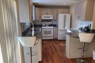 810 Lawrence St, Lowell, MA 01852 - Photo 10