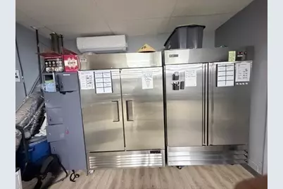 1734 Lakeview Ave, Dracut, MA 01826 - Photo 10