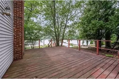 15 Shore Rd, Saugus, MA 01906 - Photo 8