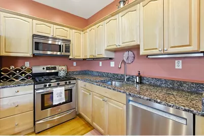 131-3F Derby St #3 Front, Salem, MA 01970 - Photo 12