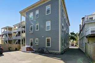 131 Derby St, Salem, MA 01970 - Photo 32