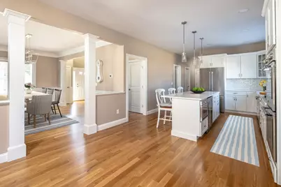 18 Shagbark Cir, Mattapoisett, MA 02739 - Photo 10