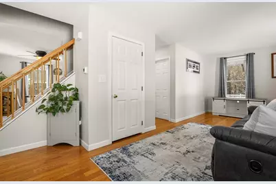 130 Crystal St, Haverhill, MA 01832 - Photo 8