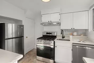 314 Lexington St, Watertown, MA 02472 - Photo 8