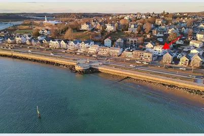 55 Mansfield St #A, Gloucester, MA 01930 - Photo 1